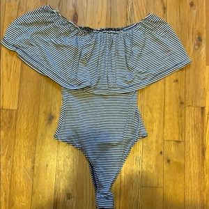 Ruffle bodysuit (thong) size xs